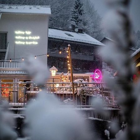 Das Schoene Leben Pop-Up Hotel Hornberg Bagian luar foto