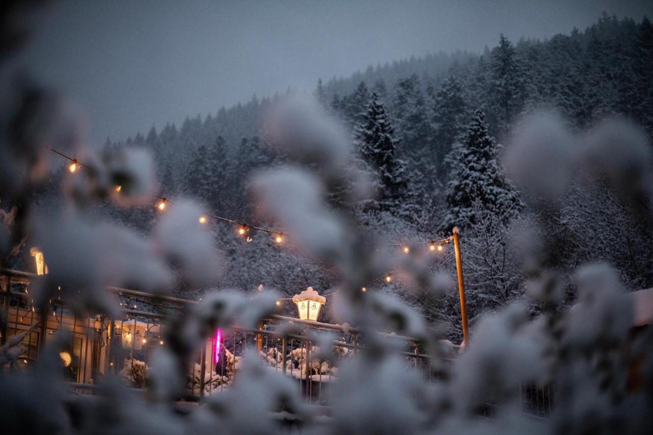 Das Schoene Leben Pop-Up Hotel Hornberg Bagian luar foto